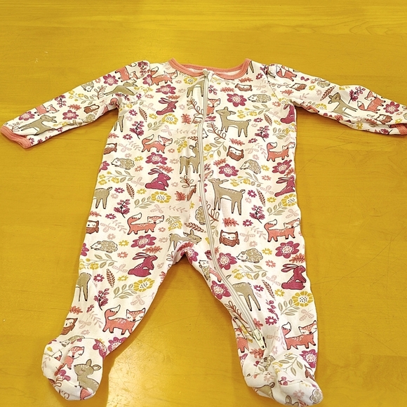 Sleepwear 3-6 mo - Picture 1 of 5